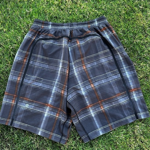 Lululemon Pace Breaker Lined Shorts in Gray Orange Plaid | Medium - Picture 2 of 7